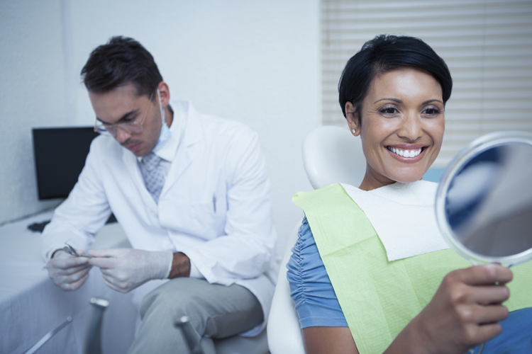 ¿Dónde realizar un tratamiento de carillas dentales?